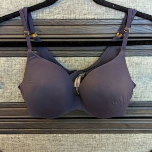 32D Incredible Bra by Victoria Secret